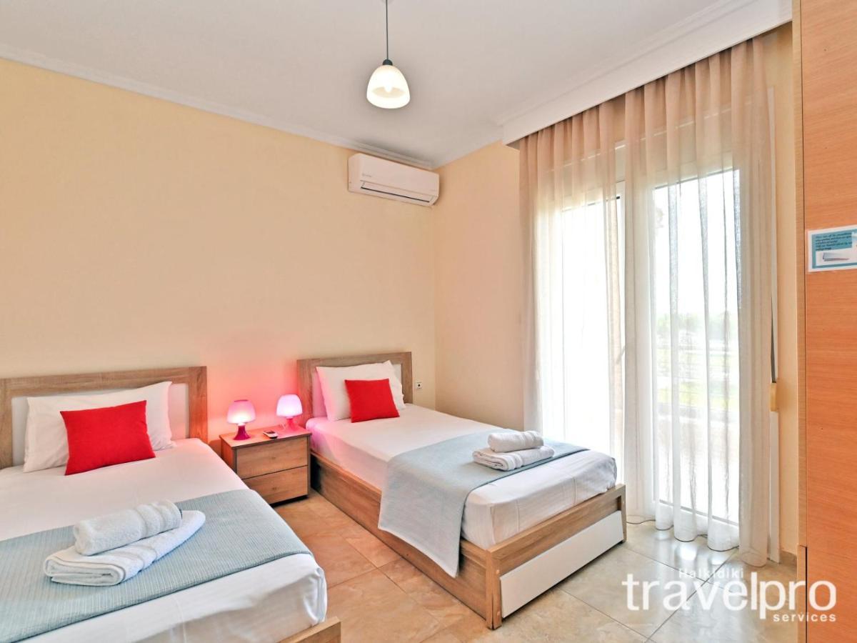 Villa Iris By Rentalspro Services - Agios Mamas Beach Dış mekan fotoğraf