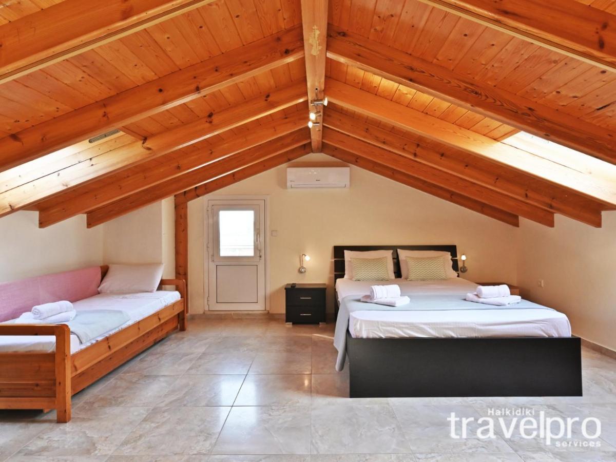 Villa Iris By Rentalspro Services - Agios Mamas Beach Dış mekan fotoğraf