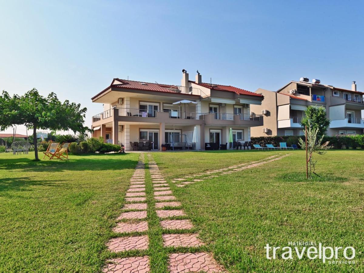 Villa Iris By Rentalspro Services - Agios Mamas Beach Dış mekan fotoğraf