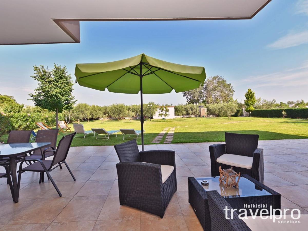 Villa Iris By Rentalspro Services - Agios Mamas Beach Dış mekan fotoğraf