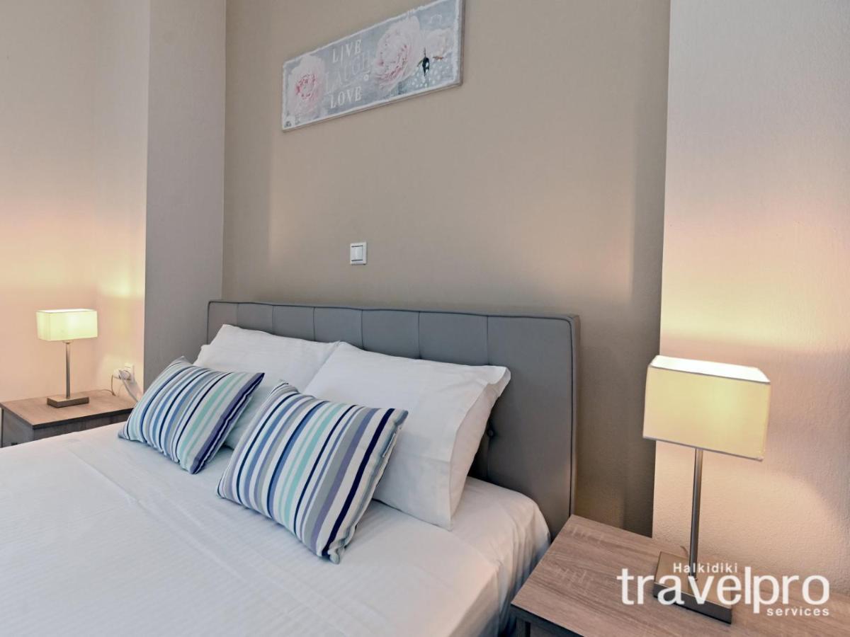Villa Iris By Rentalspro Services - Agios Mamas Beach Dış mekan fotoğraf