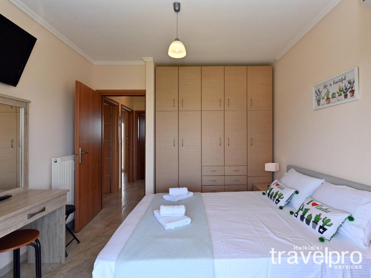 Villa Iris By Rentalspro Services - Agios Mamas Beach Dış mekan fotoğraf