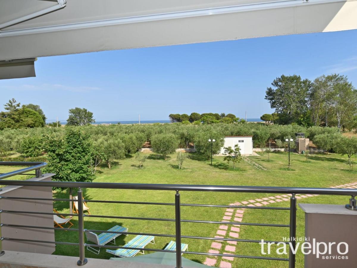 Villa Iris By Rentalspro Services - Agios Mamas Beach Dış mekan fotoğraf
