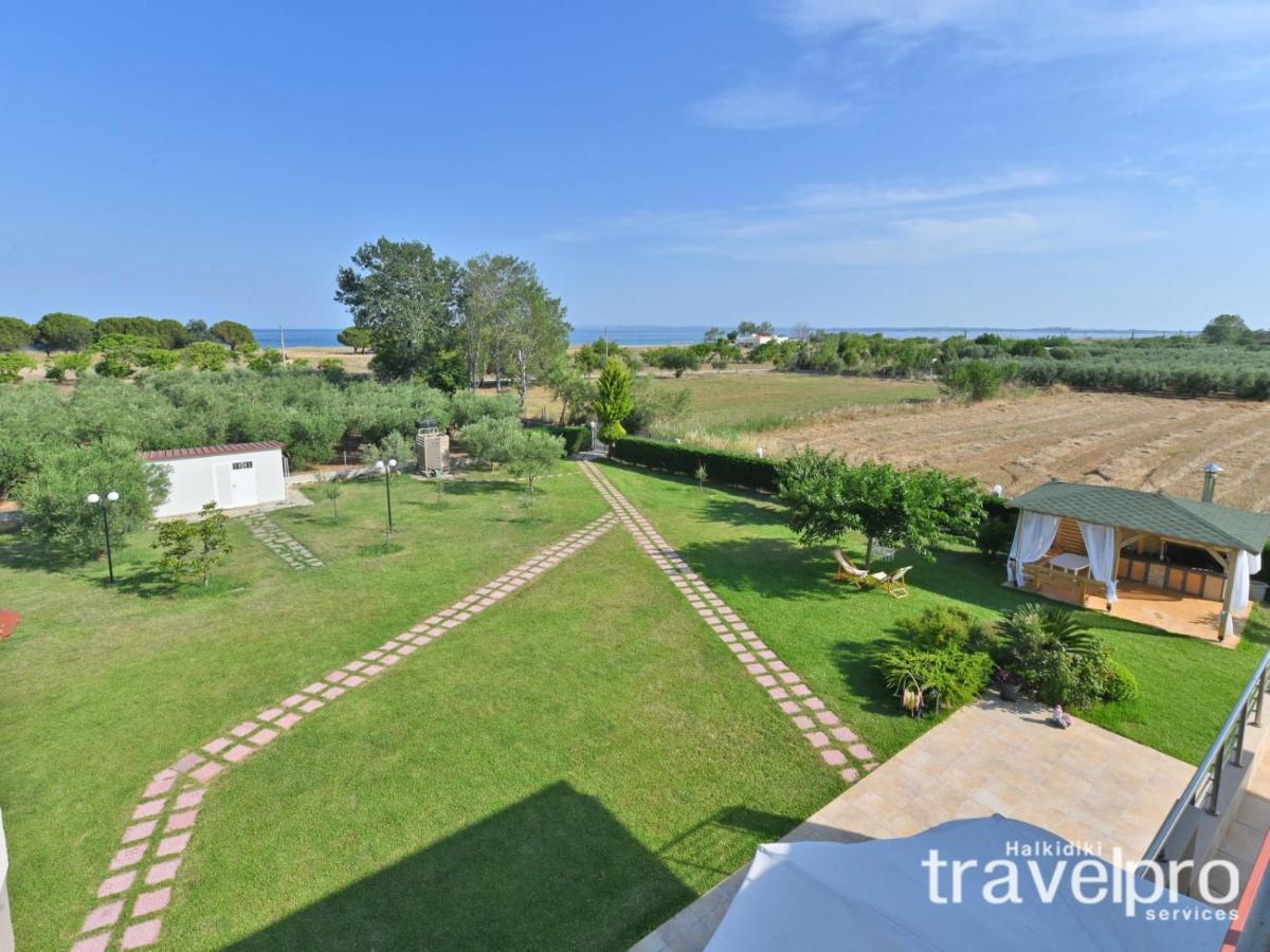 Villa Iris By Rentalspro Services - Agios Mamas Beach Dış mekan fotoğraf