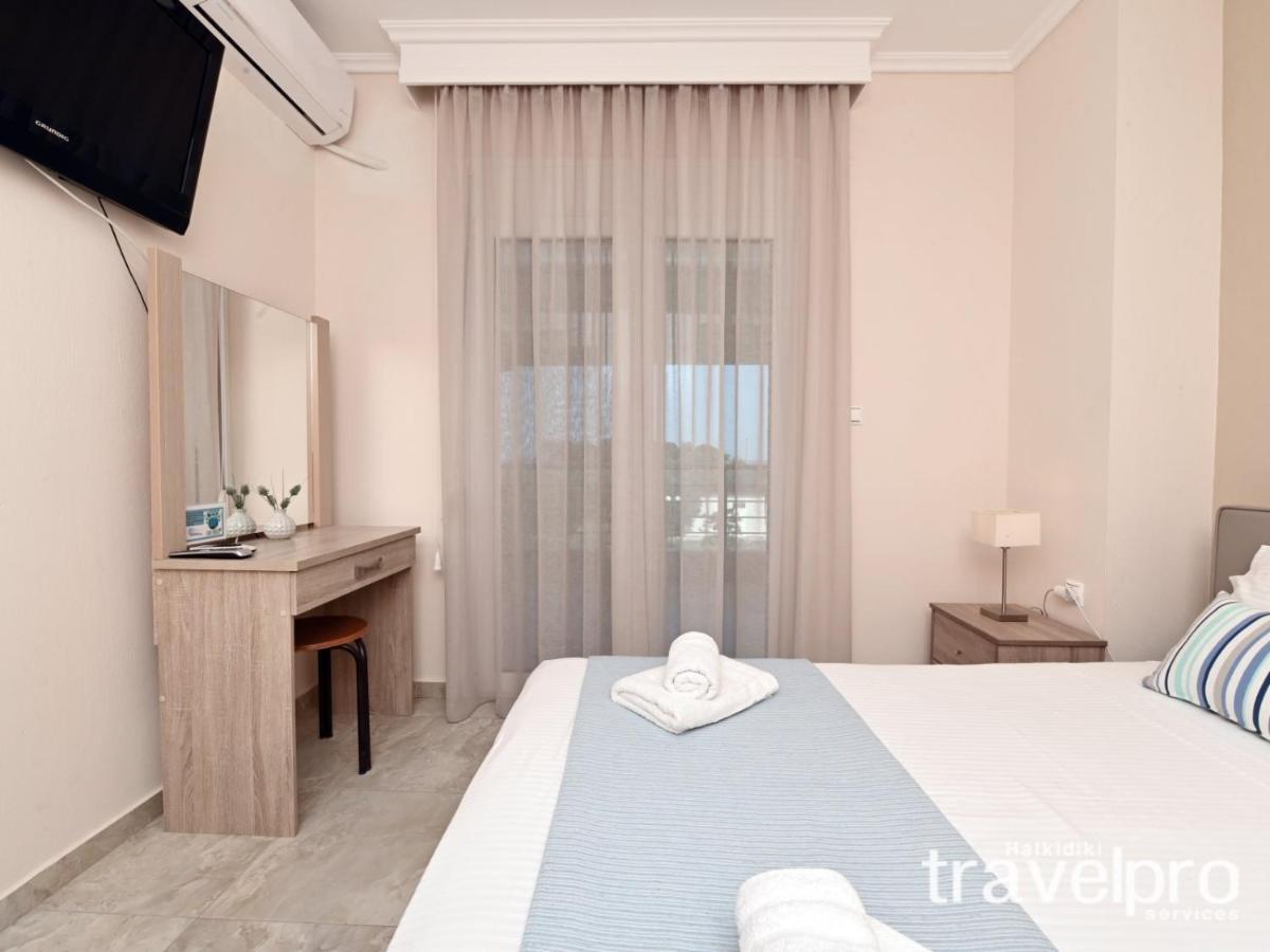 Villa Iris By Rentalspro Services - Agios Mamas Beach Dış mekan fotoğraf