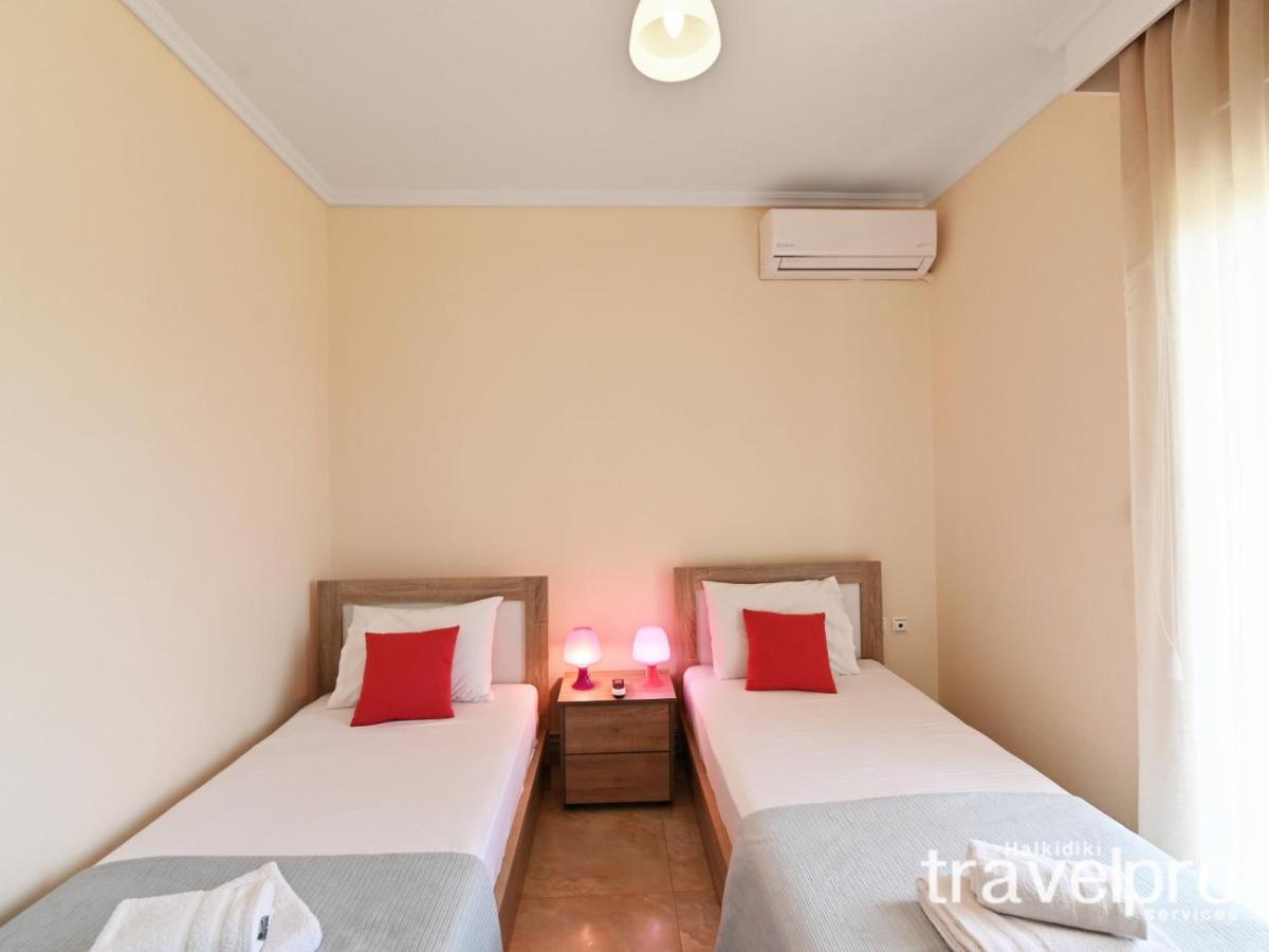 Villa Iris By Rentalspro Services - Agios Mamas Beach Dış mekan fotoğraf