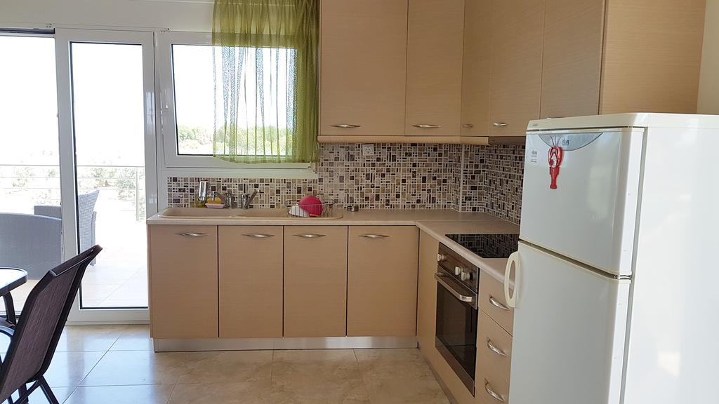 Villa Iris By Rentalspro Services - Agios Mamas Beach Dış mekan fotoğraf