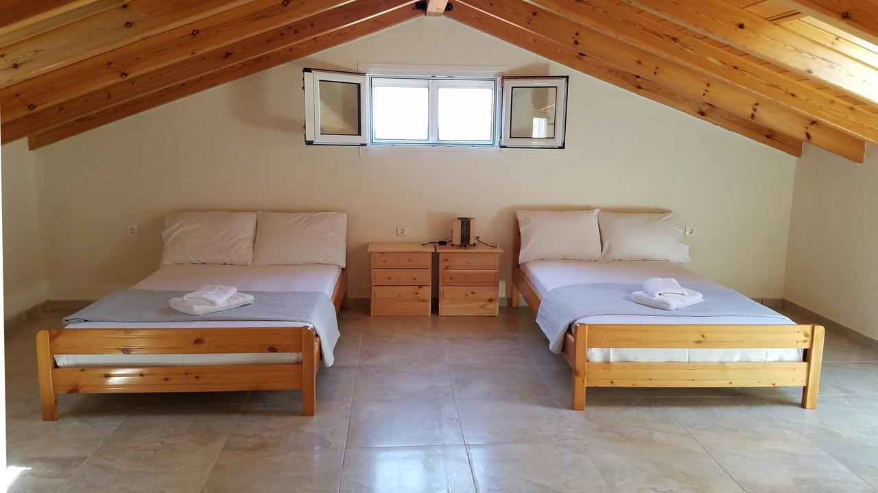 Villa Iris By Rentalspro Services - Agios Mamas Beach Dış mekan fotoğraf